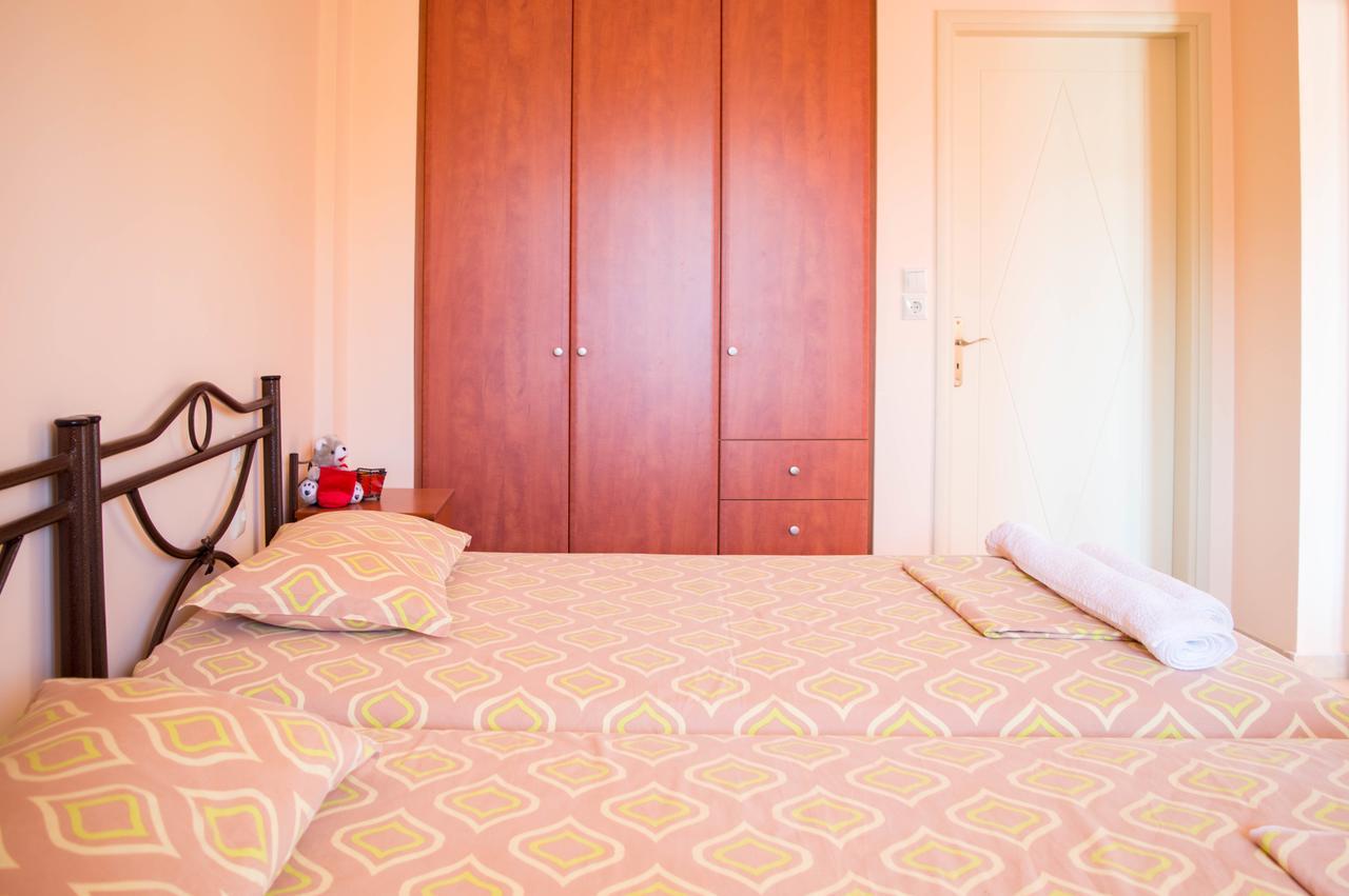 Manesi Apartments Boumboukas Dış mekan fotoğraf